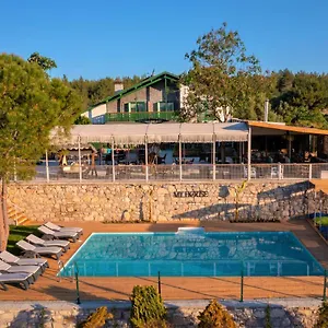 https://myhouse-urla-butik-otel.hotelsofizmir.com